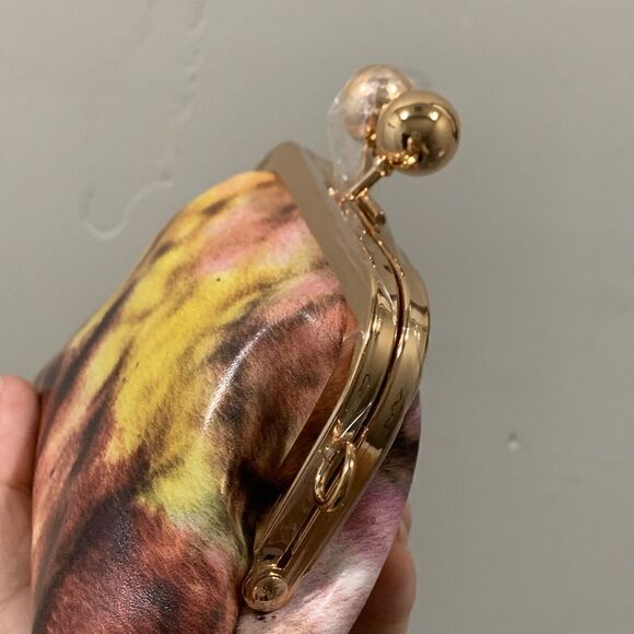 Handmade Genuine Leather  Tie-dye Print Kisslock Wallet/Wristlet/Coin purse - Picture 15 of 16